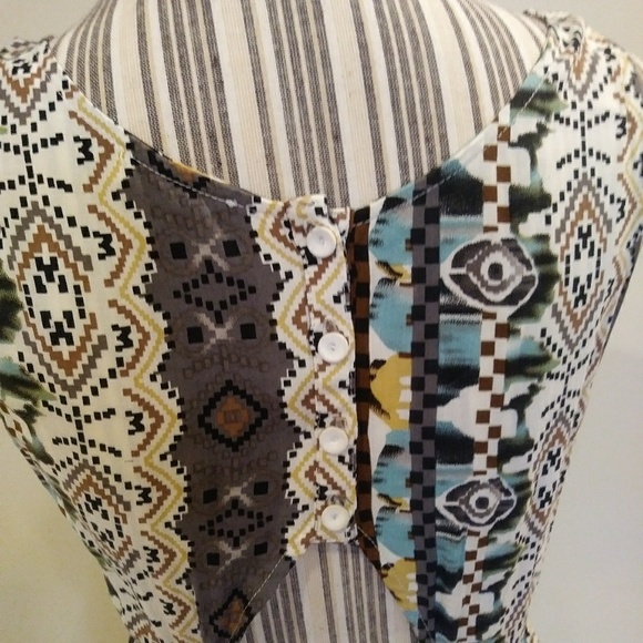 Love Riche Keyholed Patterned Mini Sun Dre… - Picture 4 of 7